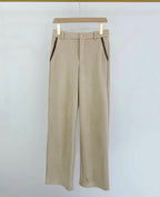 Ensemble veste et pantalon en suédine frime