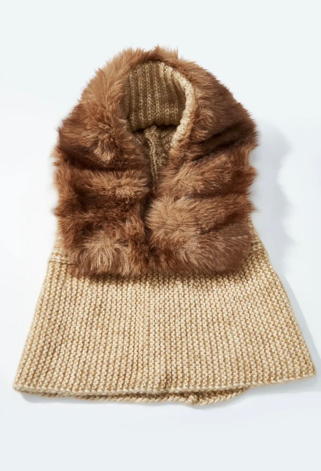Bonnet en laine avec pompon fausse fourrure BYREN | ÉLINE L'ATELIER