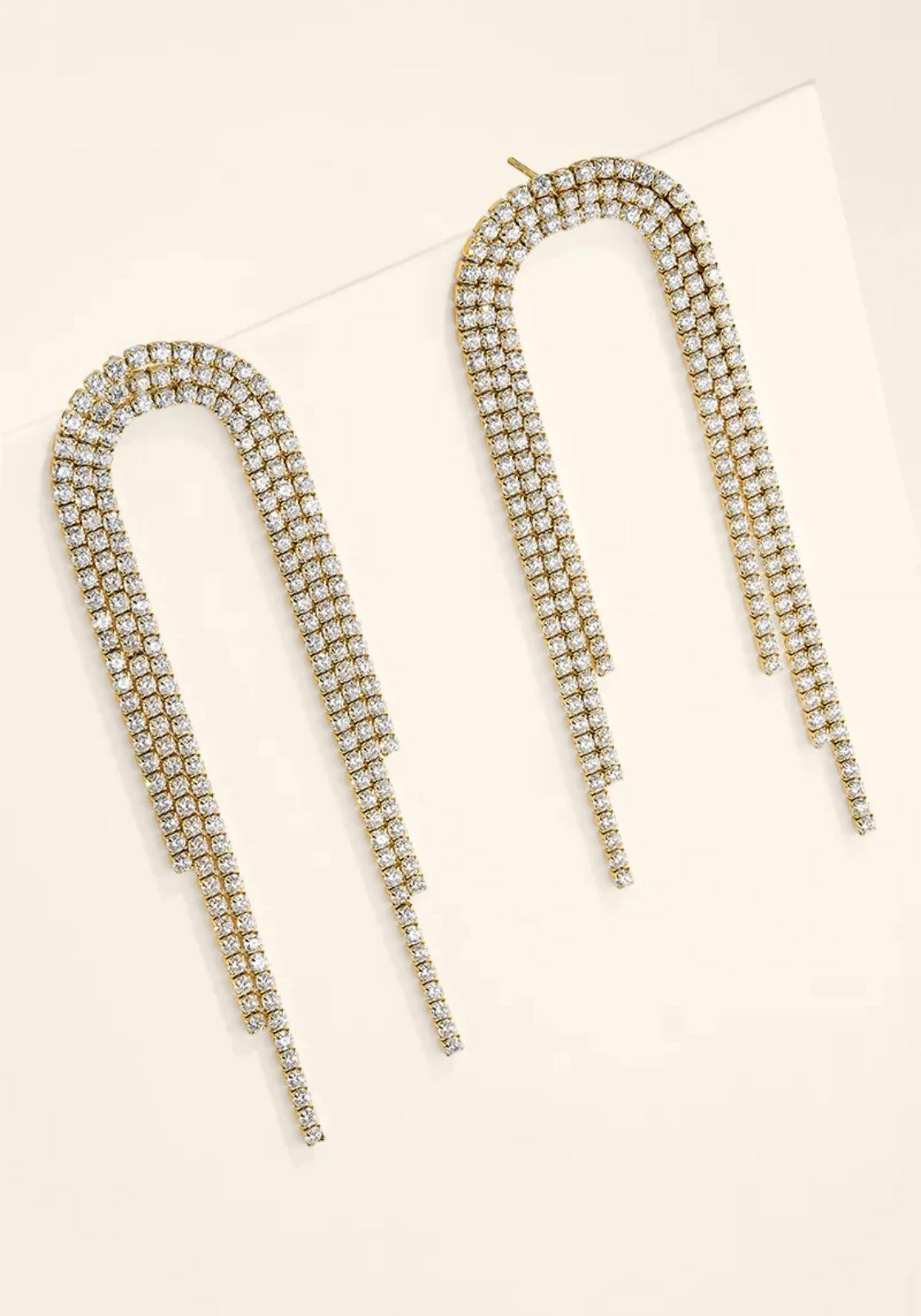 Boucles d’oreilles arche à franges strass ÉLINE L’ATELIER