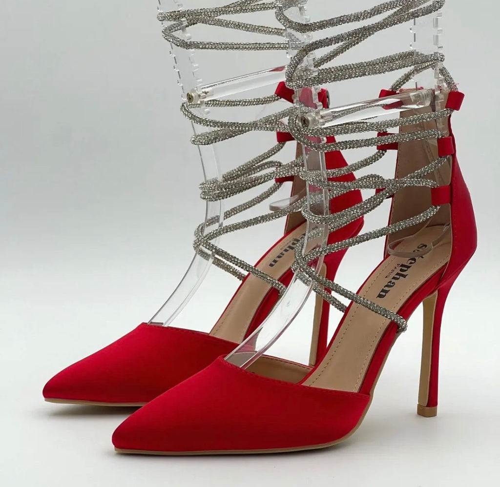 Escarpins à talon aiguille et brides strassées STEPHAN PARIS