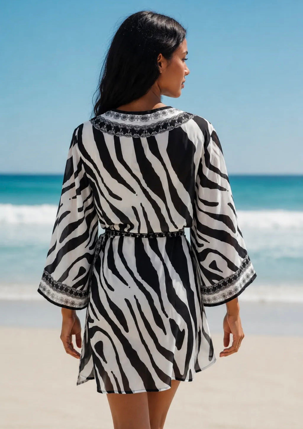 Kimono femme zébré noir et blanc à nouer FRIME