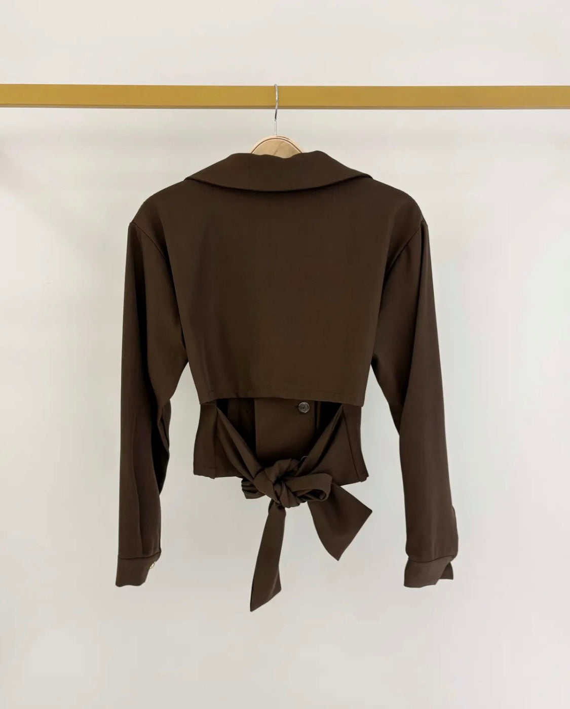 Top court façon blazer à nouer au dos FRIME