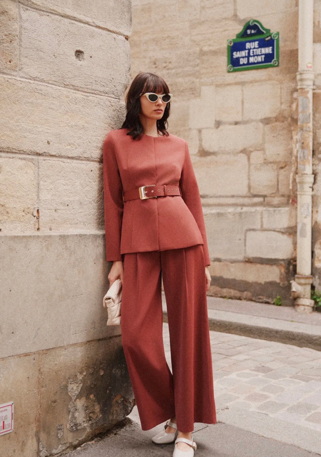 Ensemble pantalon fluide et veste ceinturée FRIME
