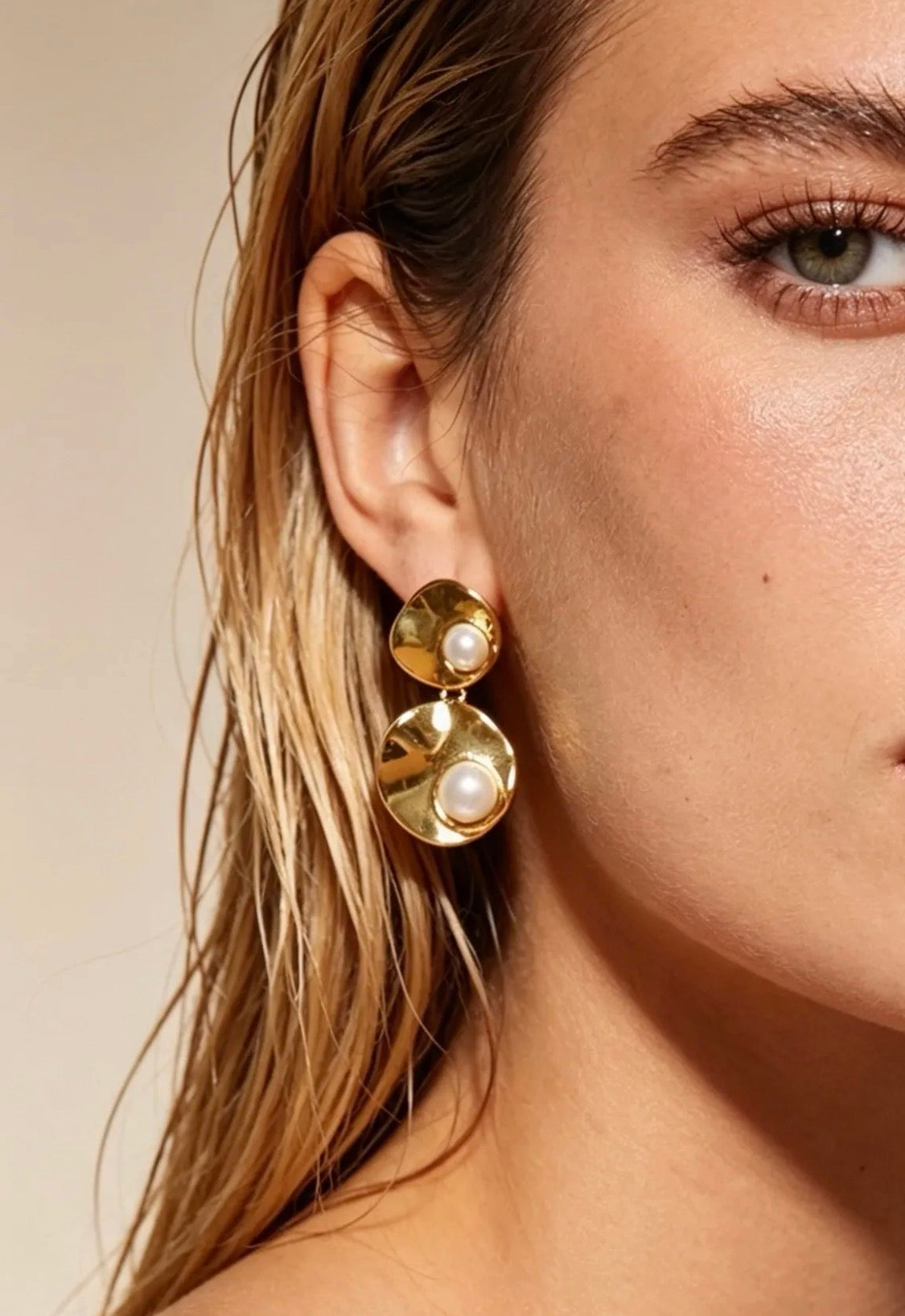 Boucles d'oreilles pendantes perle Éline — BYREN | ÉLINE L'ATELIER