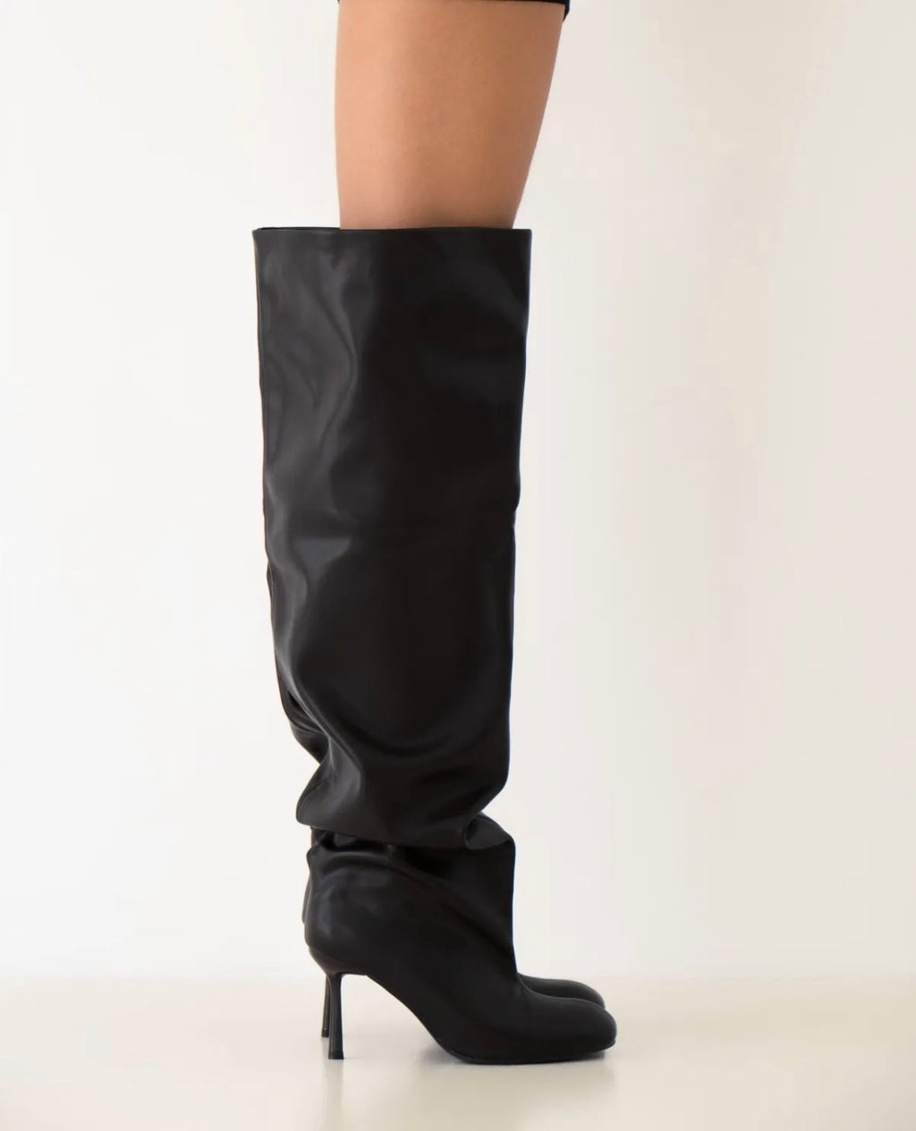 Bottes hautes plissées à talon fin STEPHAN PARIS