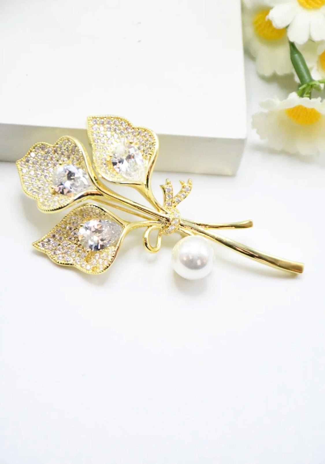 Broche Rosa — Bijou doré fantaisie