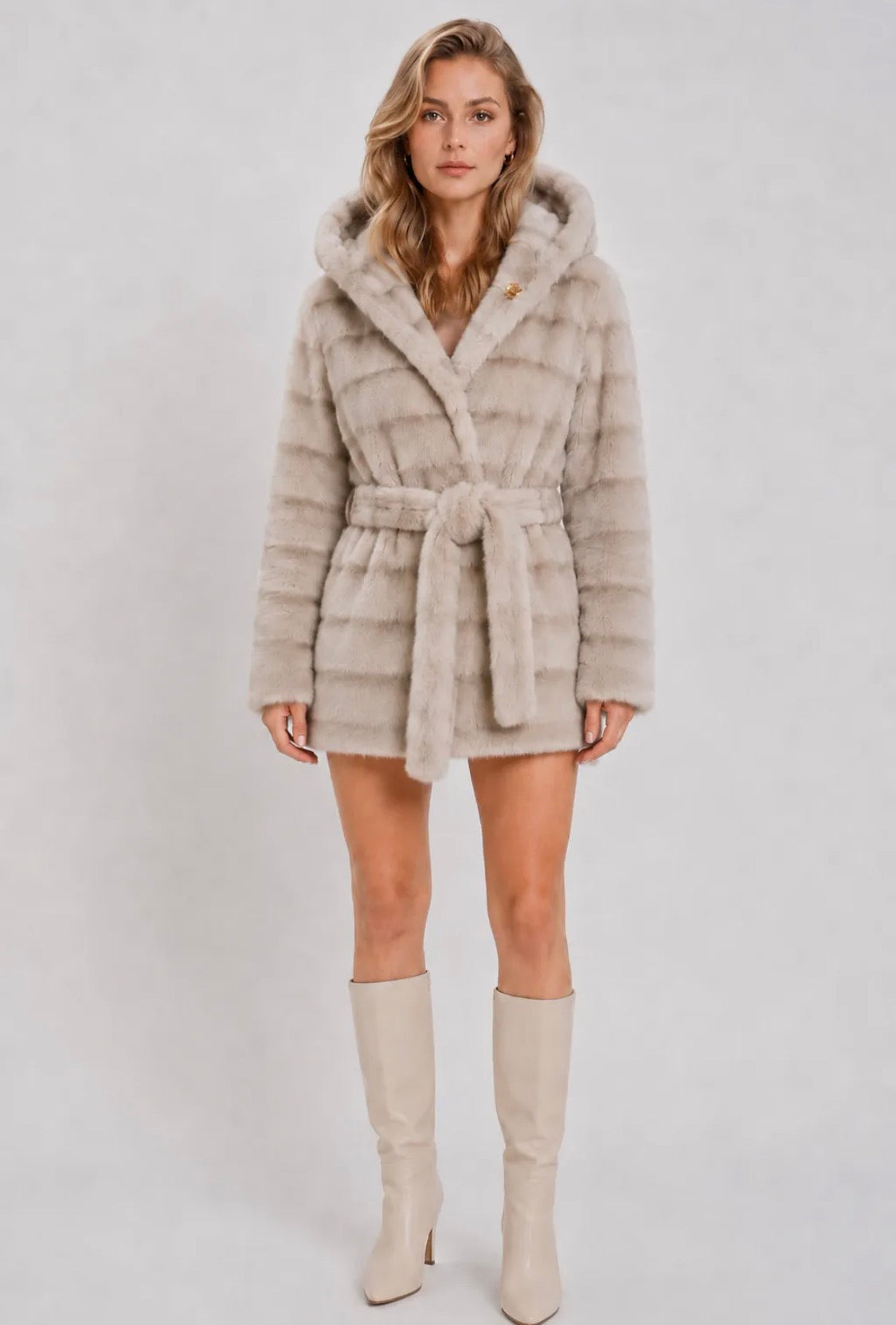 Manteau femme en fausse fourrure à capuche et ceinture FRIME