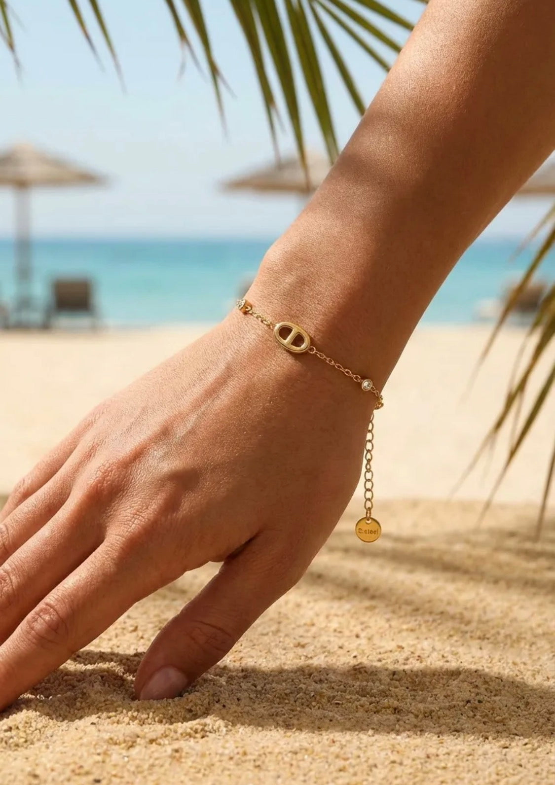 Bracelet doré à motifs ovales BIJOUX MYSTÈRES