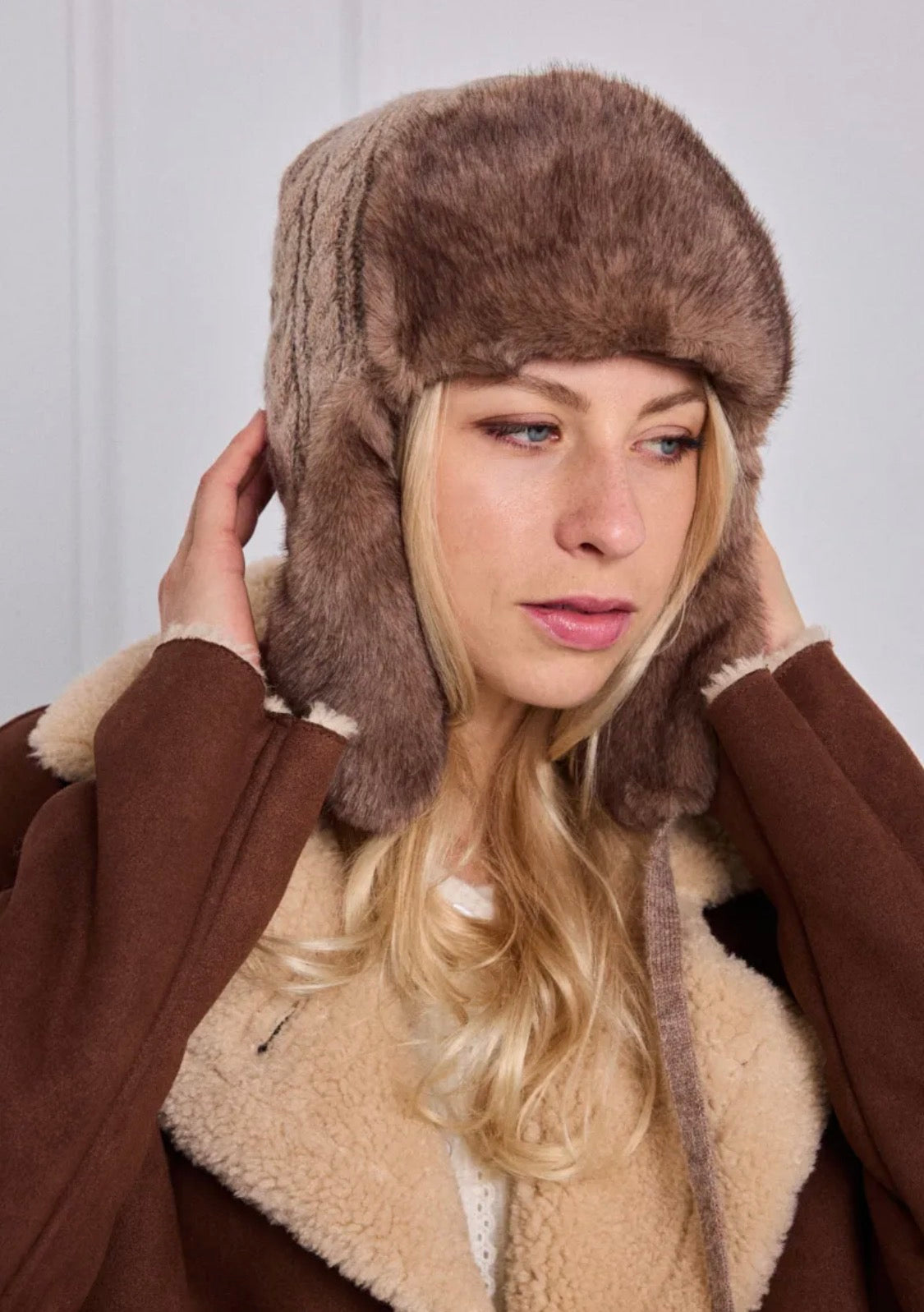 Bonnet cache-oreilles en laine BYREN | ÉLINE L'ATELIER