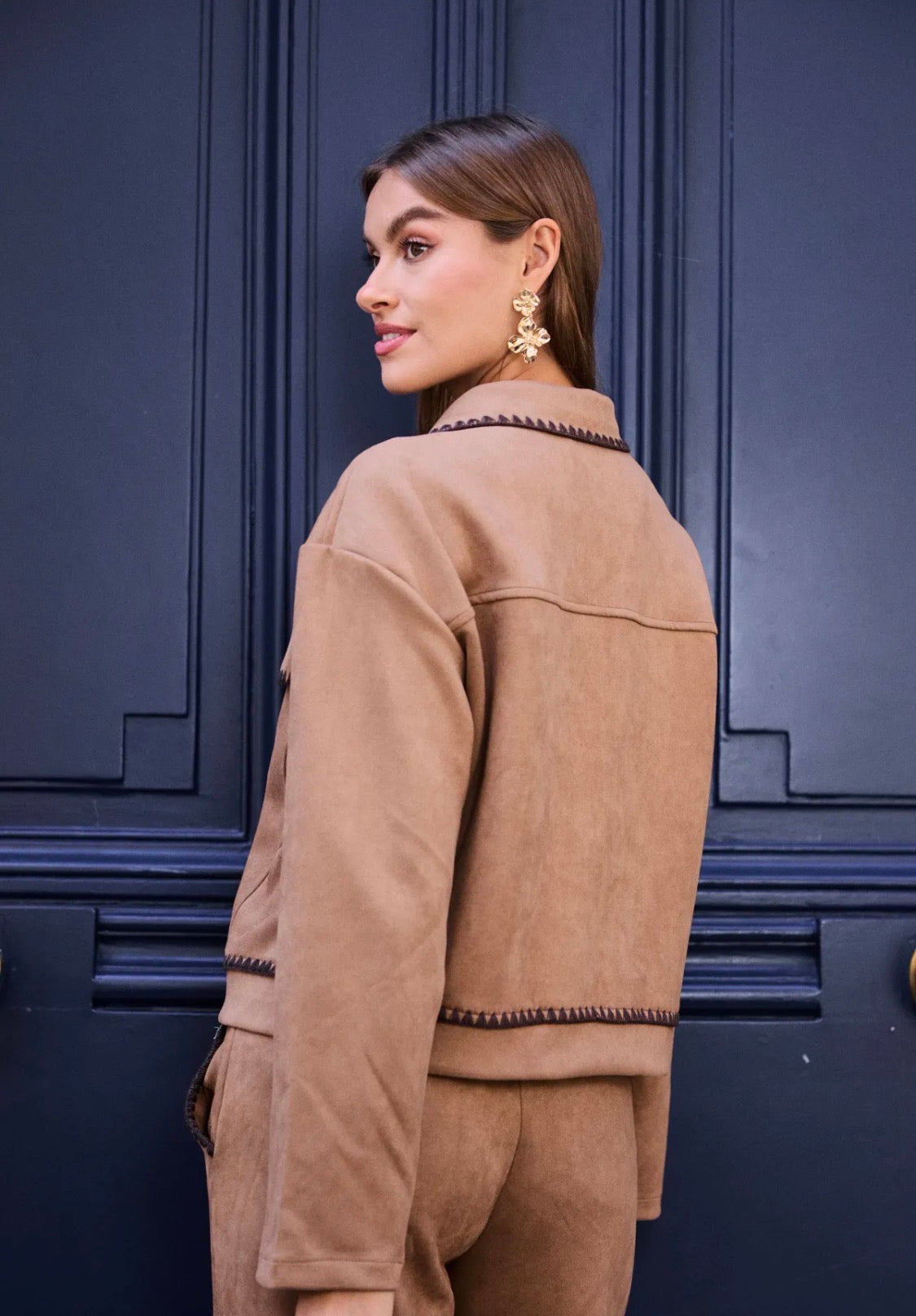 Ensemble veste et pantalon en suédine frime