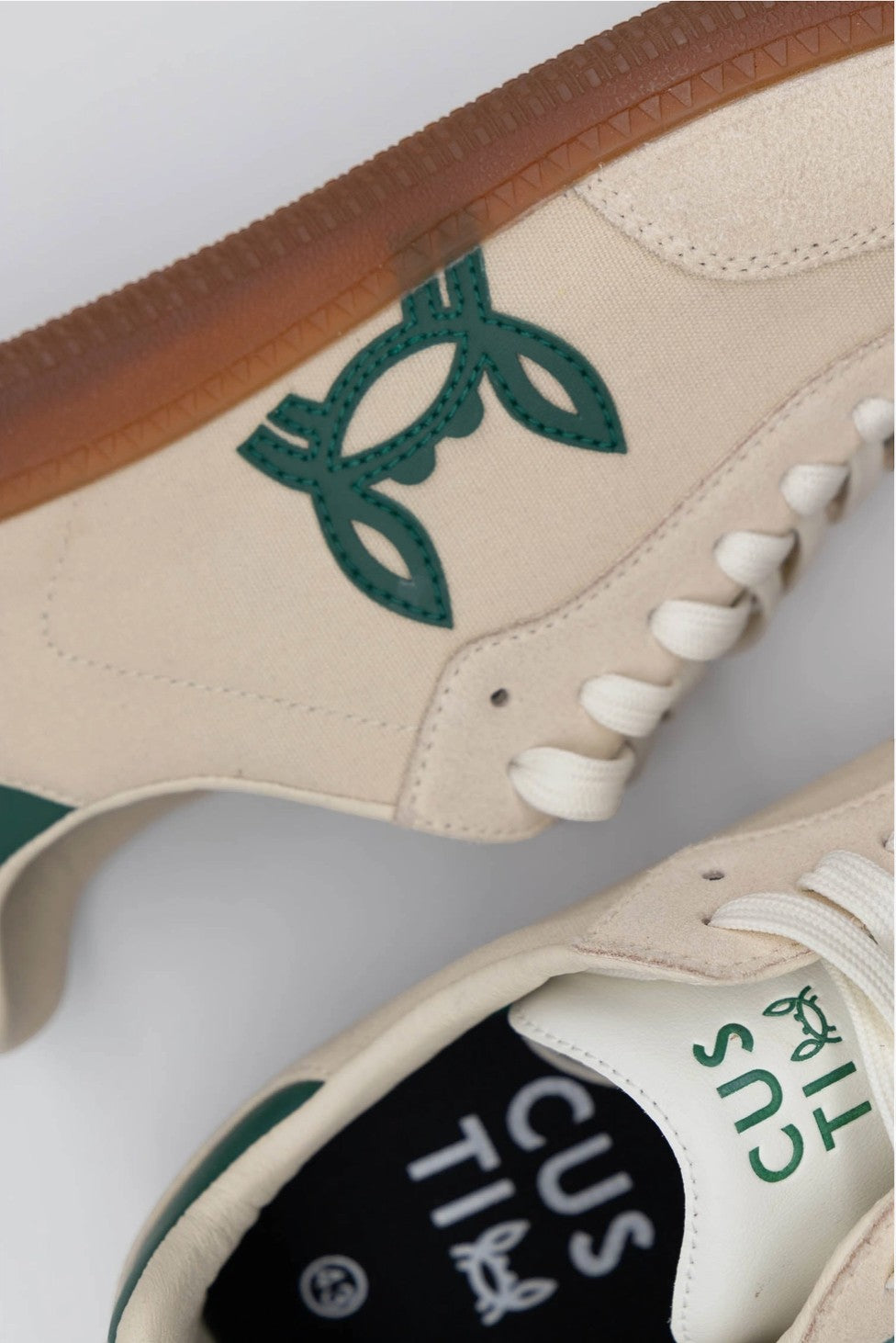 Baskets décontractées en daim beige