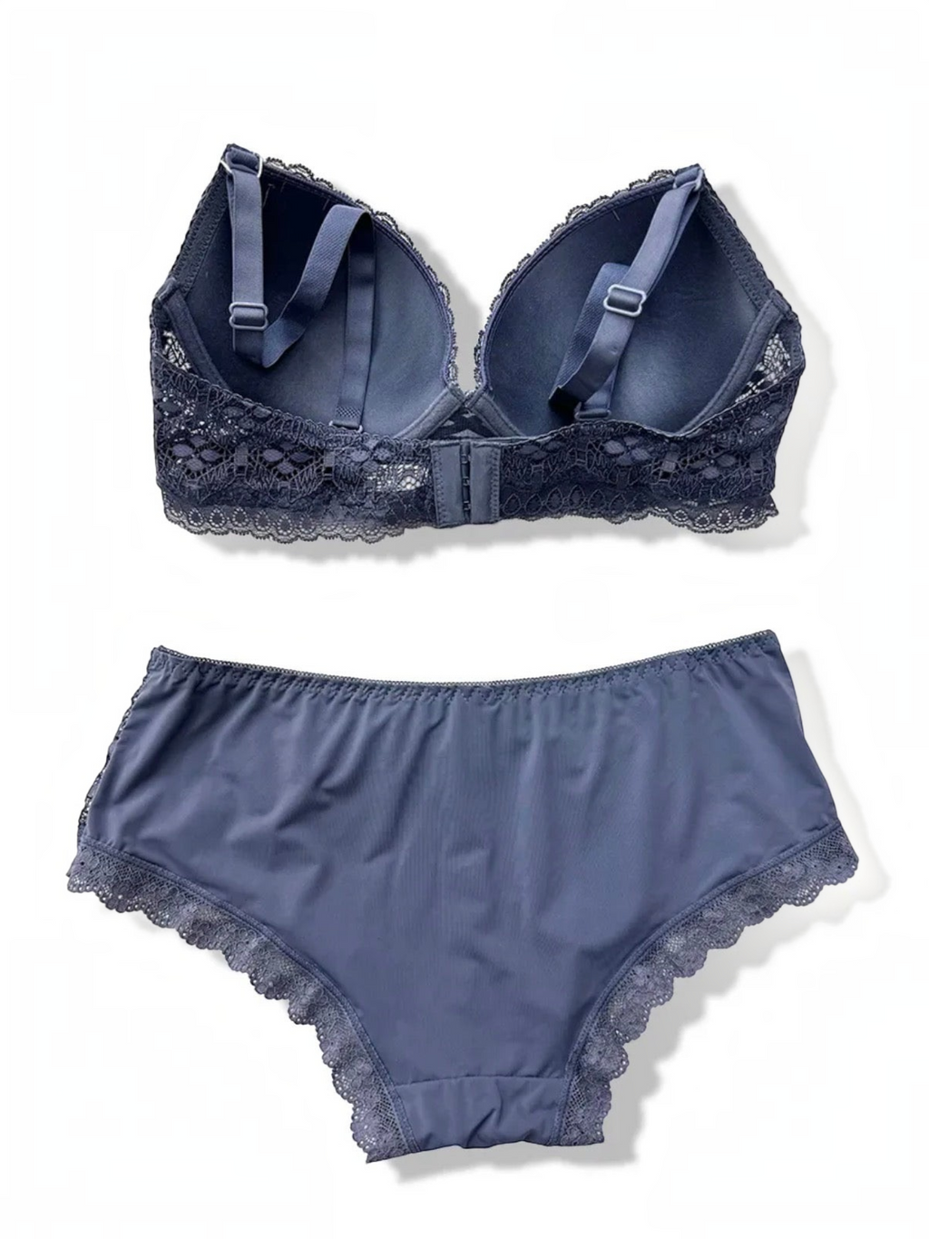 Ensemble lingerie BELLE COM'ELLE bonnet C bleu gris avec soutien-gorge en dentelle et culotte assortie