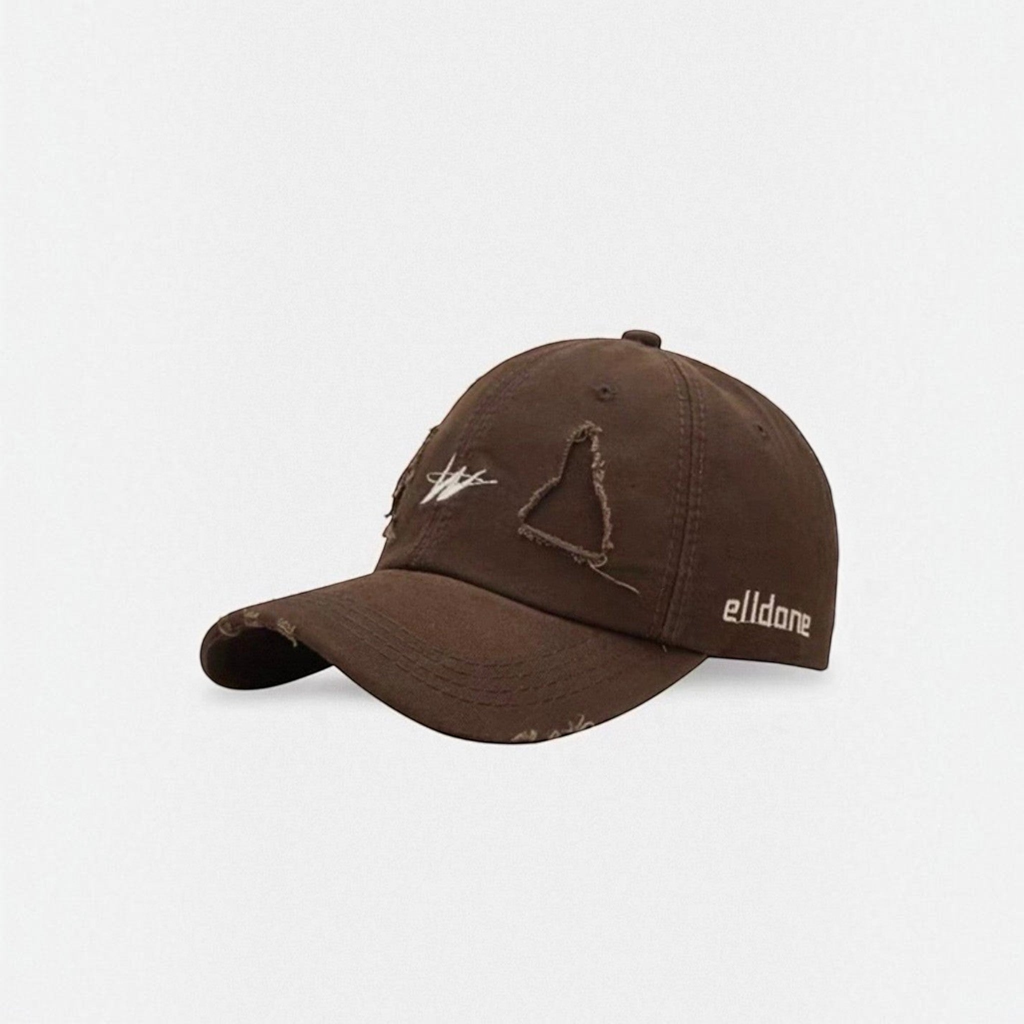 Casquette effet déchirée "w"
