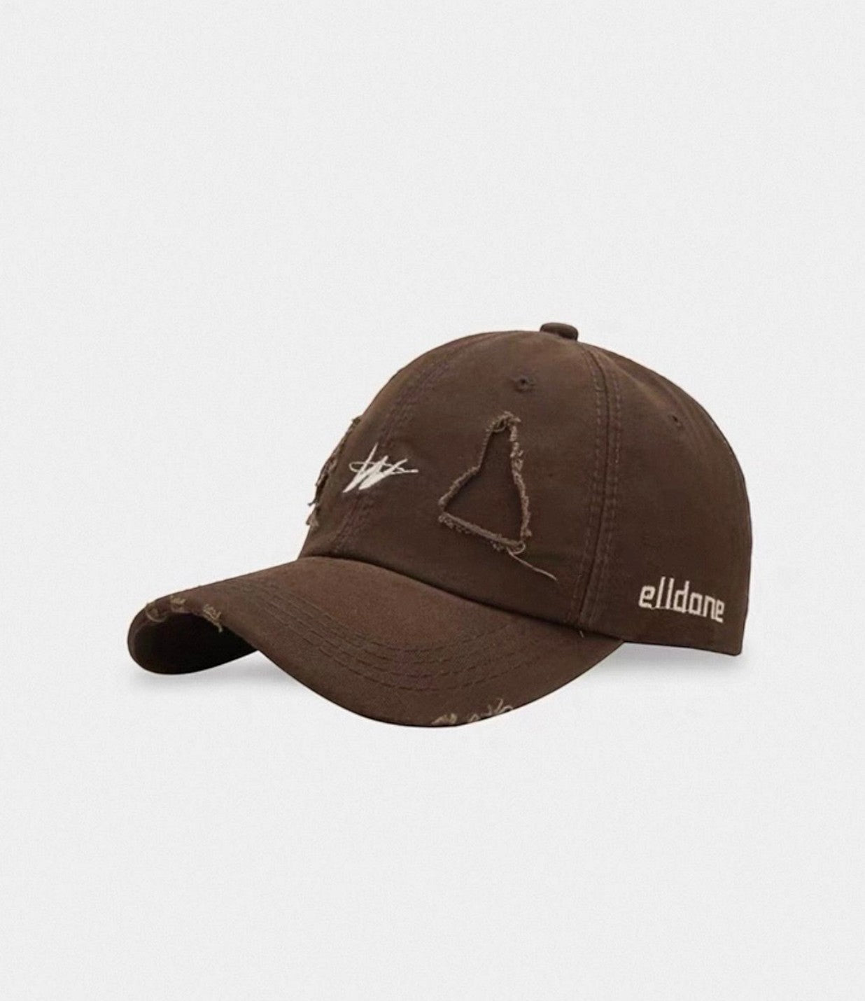 Casquette effet déchirée "w"