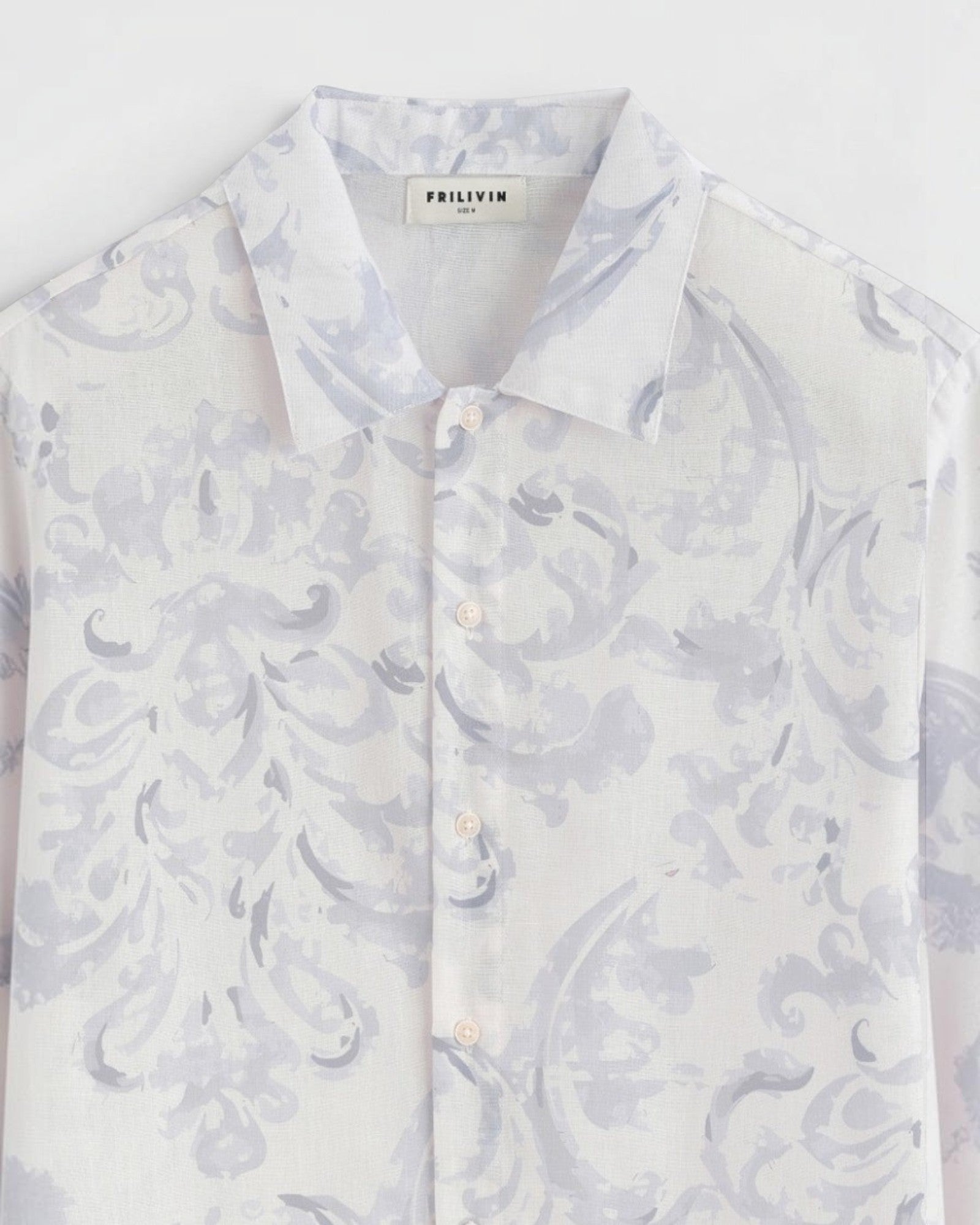Ensemble chemise short à motif fleuri