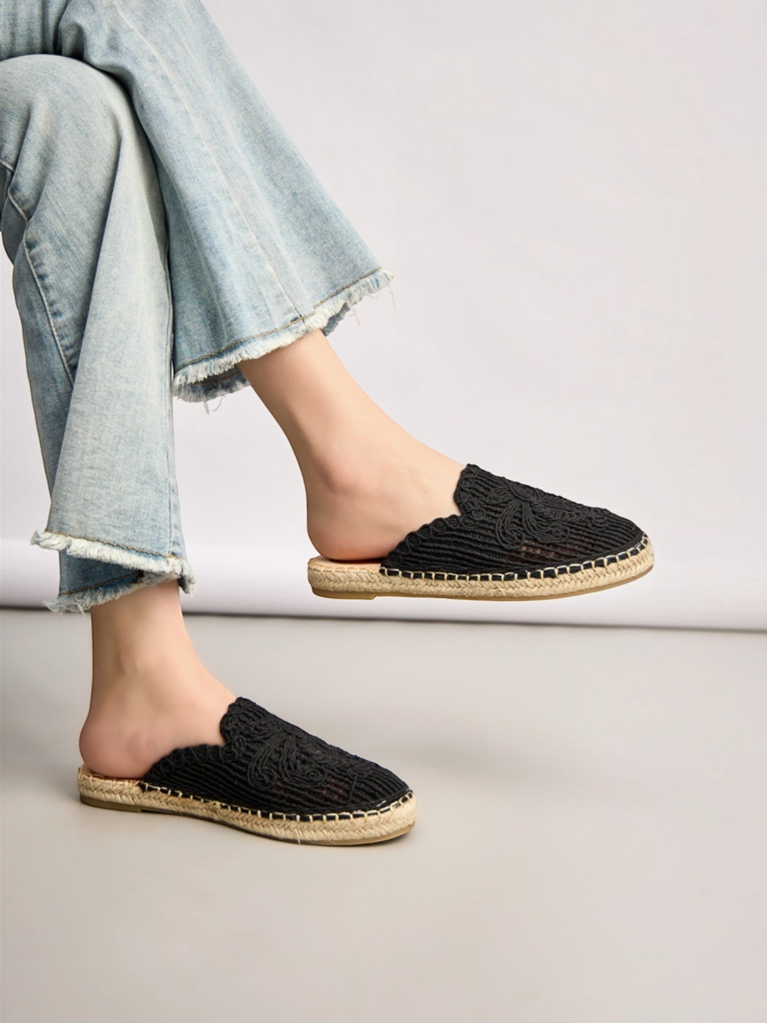 Mules Tressées avec Motif Floral BELLE WOMEN