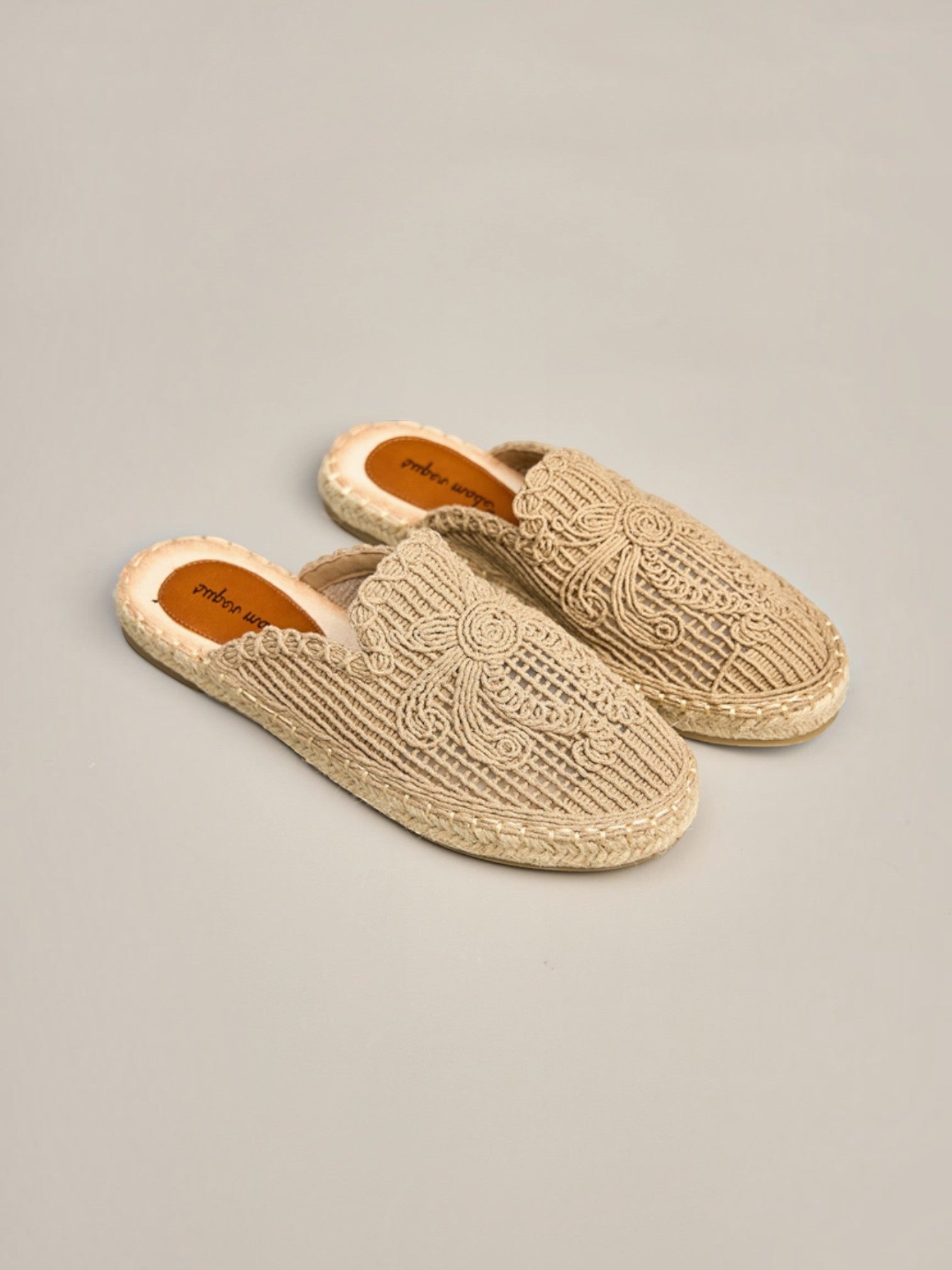 Mules Tressées avec Motif Floral BELLE WOMEN
