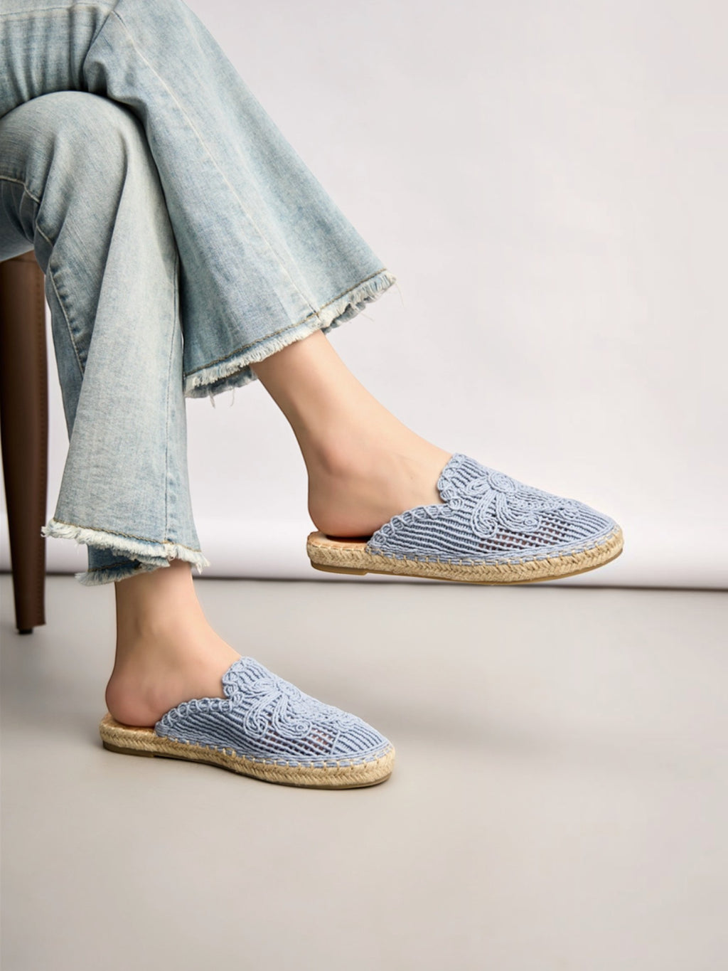 Mules Tressées avec Motif Floral BELLE WOMEN