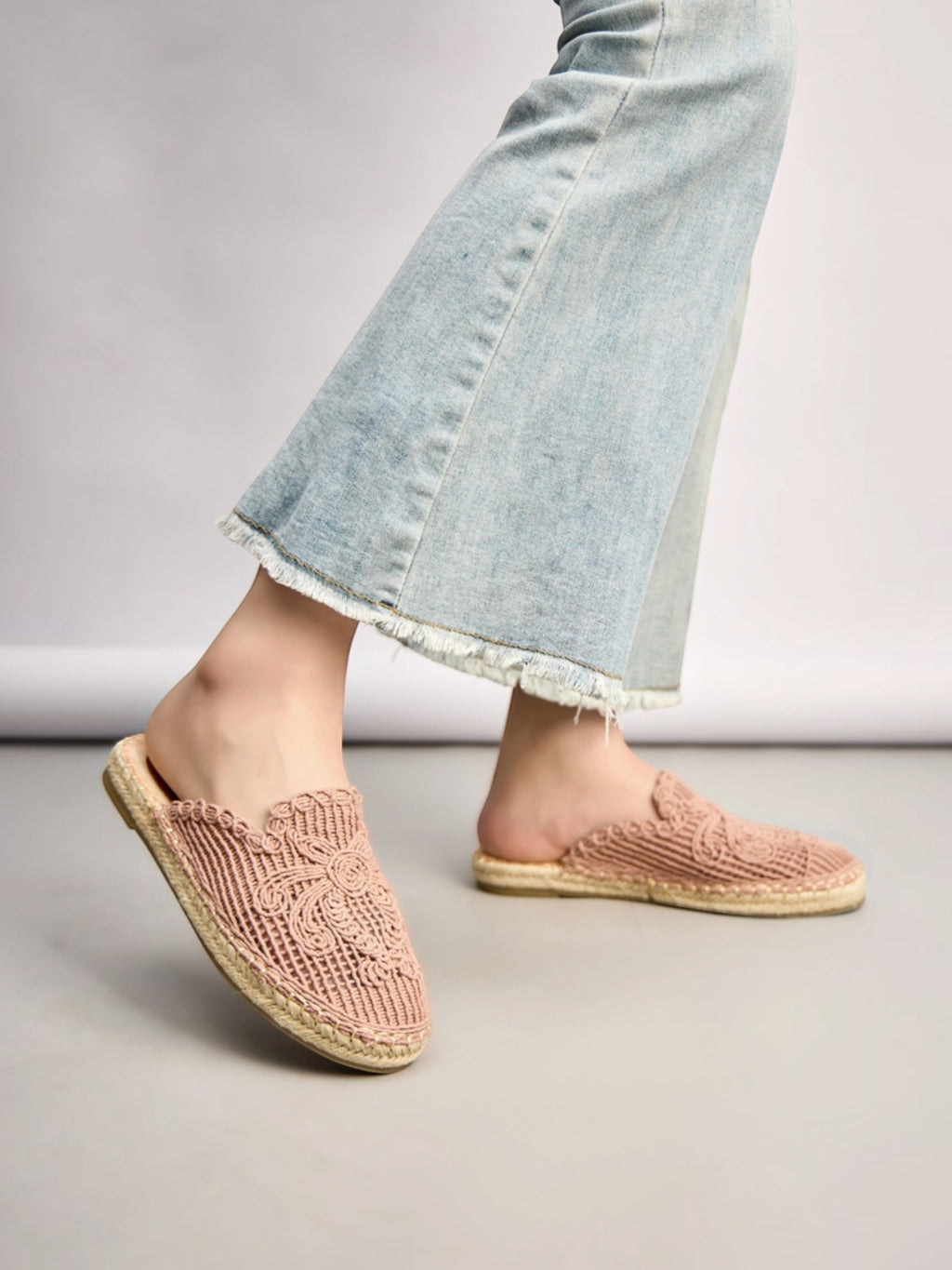 Mules Tressées avec Motif Floral BELLE WOMEN