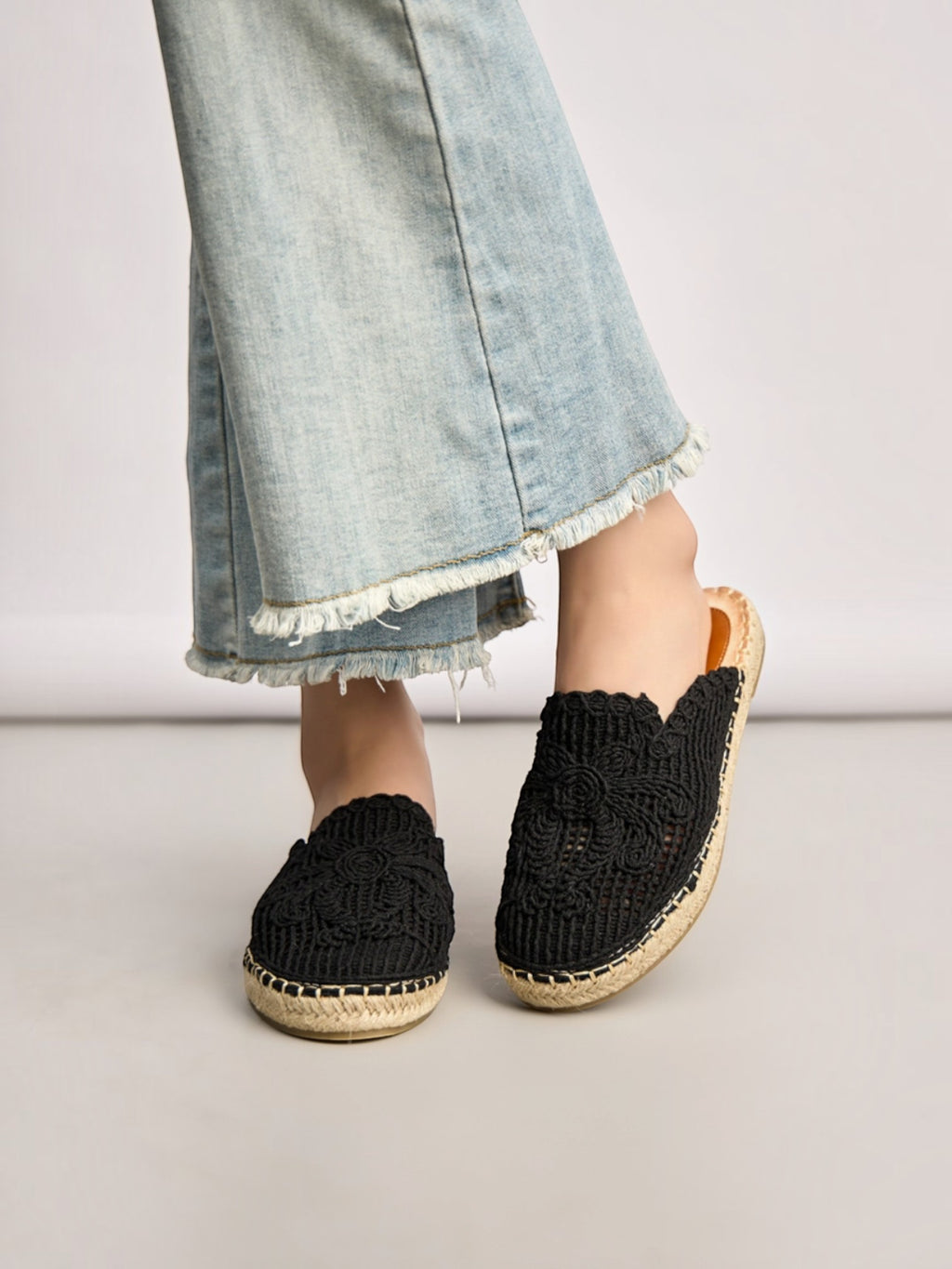 Mules Tressées avec Motif Floral BELLE WOMEN