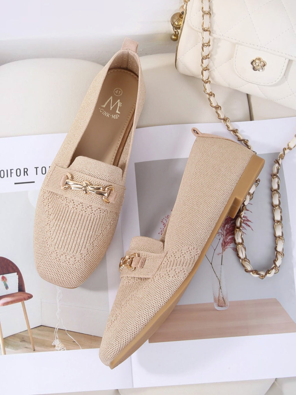 Mocassins bout carré maille boucle dorée