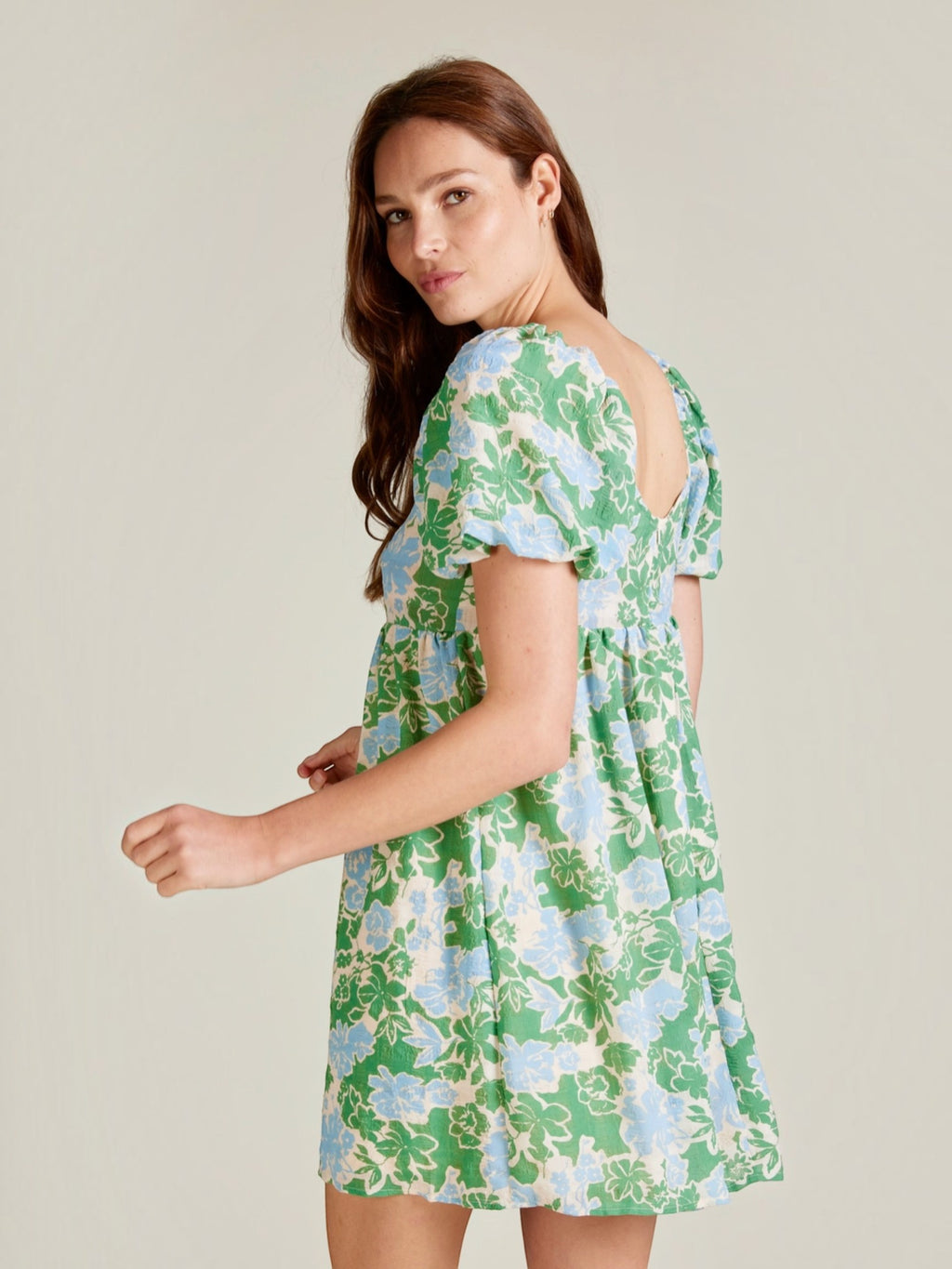 Robe courte coupe ample manches boule ANDY & LUCY