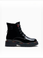 Bottines Vernies – Caractère & Brillance Rebelle