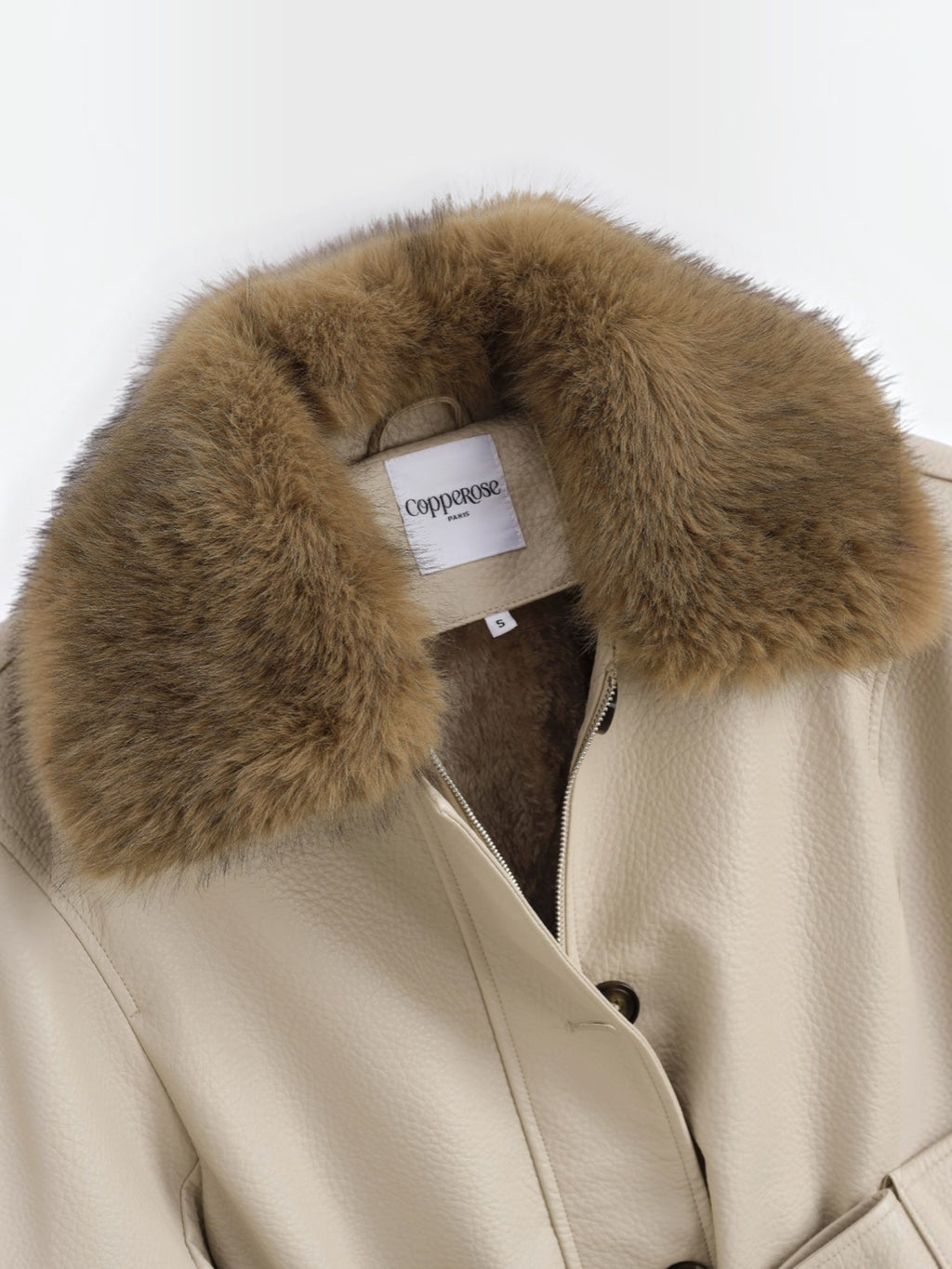 Manteau mi-long BROCK en similicuir beige avec col en fausse fourrure marron et doublure chaude
