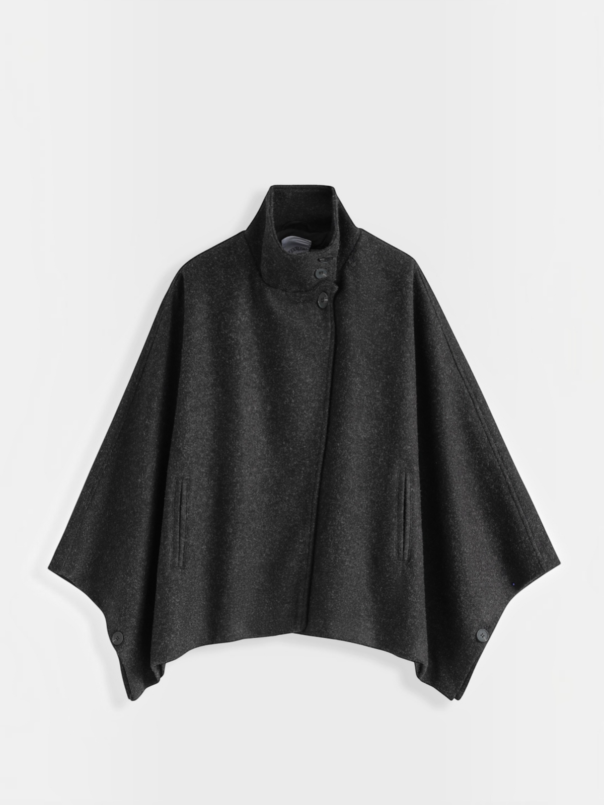Cape BROCK COPPEROSE gris anthracite en drap de laine avec col montant structuré et boutonnage croisé élégant