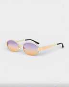 Lunettes de soleil ÉLINE L'ATELIER

Ces lunettes de soleil allient style et protection pour un look tendance en toutes circonstances. Leur design moderne s'adapte à toutes les formes de visage tout en offrant un confort optimal