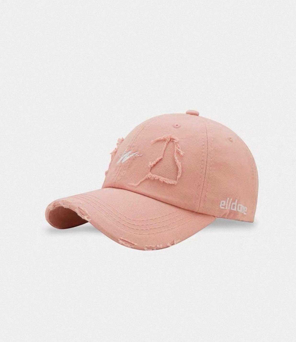Casquette effet déchirée "w"