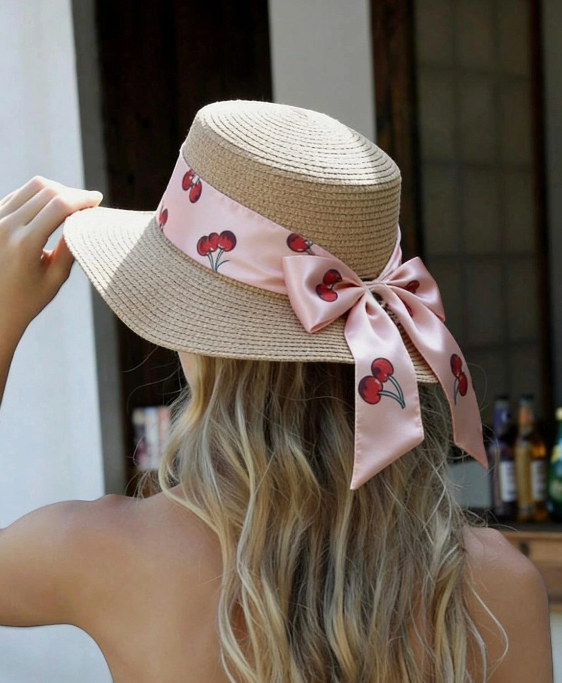 Chapeau avec ruban motif cerise
