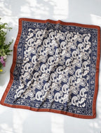 Foulard à motif 70x70 cm ÉLINE L'ATELIER