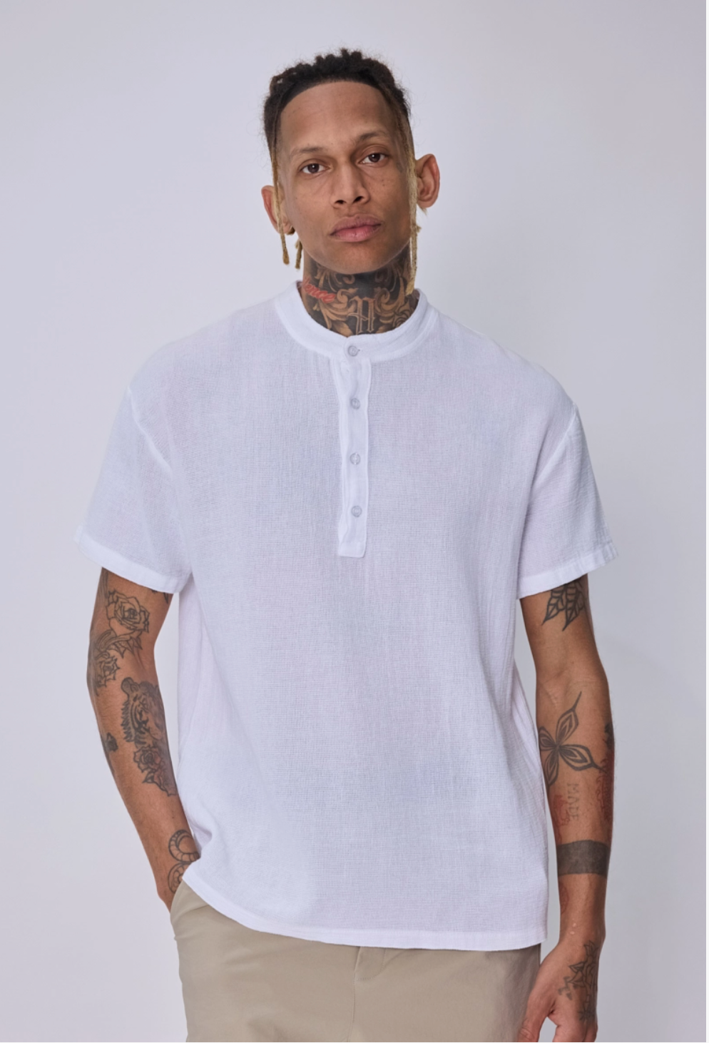 T-shirt coton col à boutons blanc Frilivin