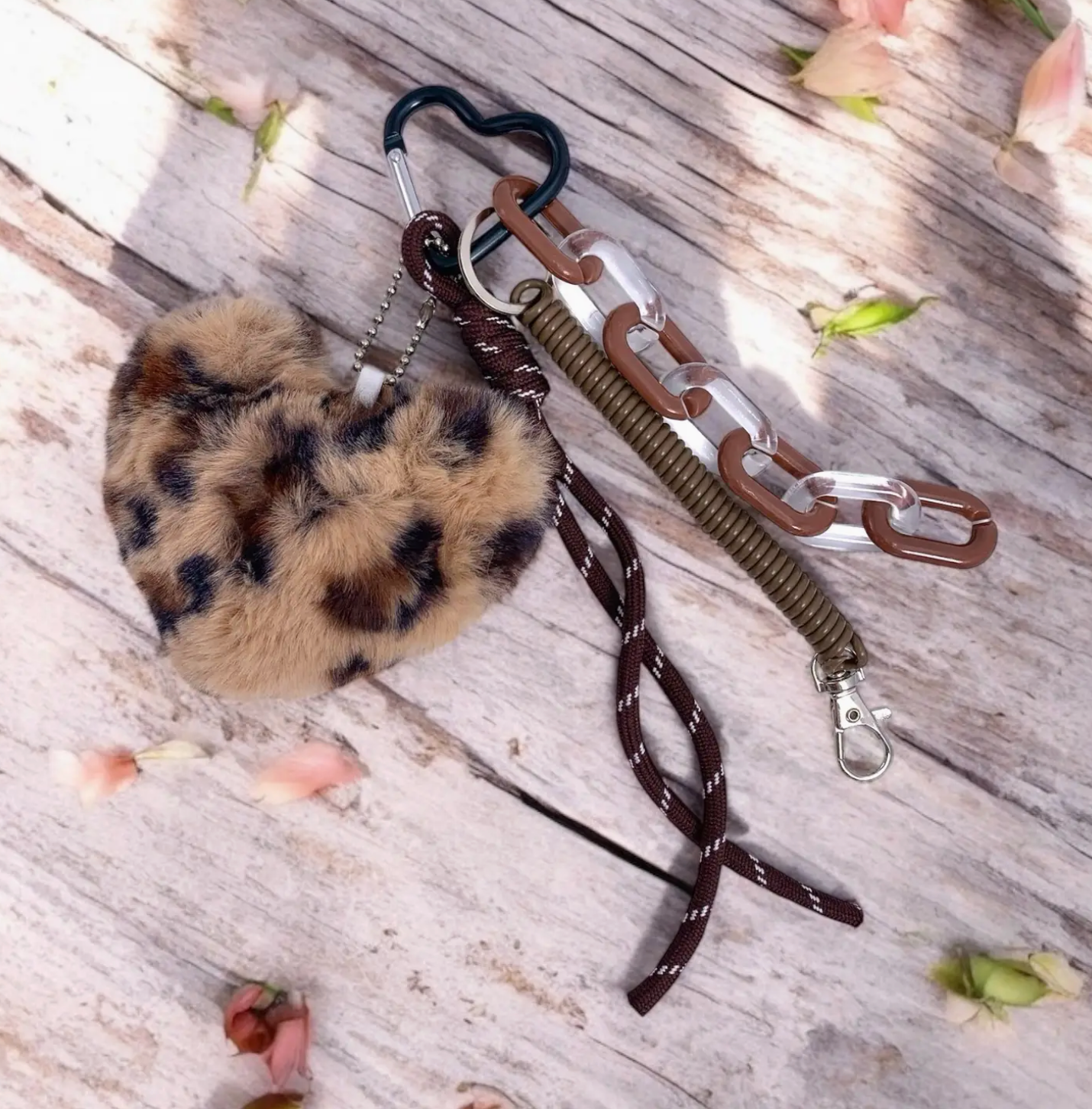 Grigri Sac & Porte-clé Cœur Léopard ÉLINE L'ATELIER
