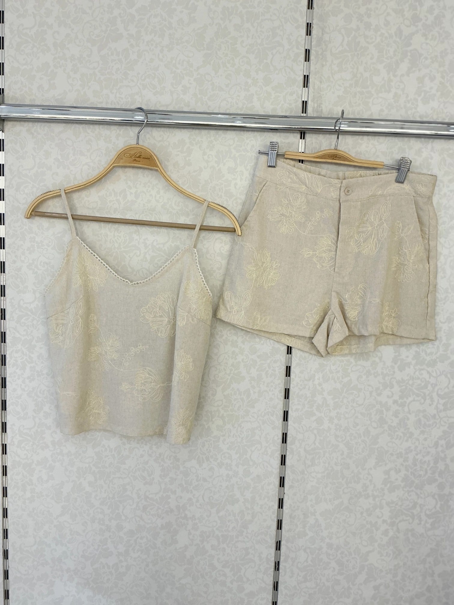Ensemble débardeur et short brodé en lin mélangé MISS CHARM