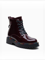 Bottines Vernies – Caractère & Brillance Rebelle