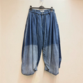 Jean ballon oversize BROCK JOY'S FARFALLA en denim bleu délavé avec plis marqués et coupe ample resserrée en bas