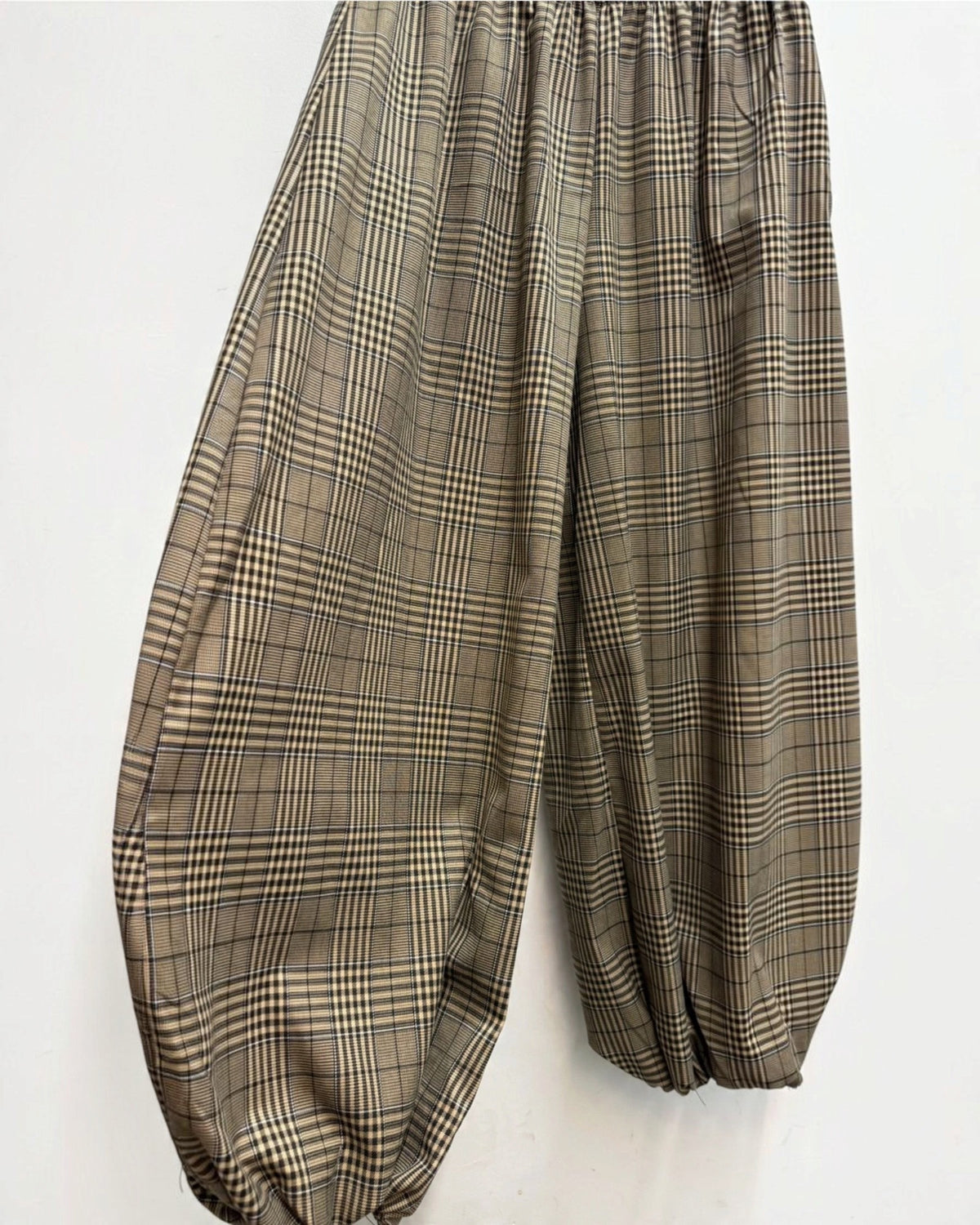Pantalon ample à carreaux BROCK avec taille élastiquée et bas de jambes resserrés, style décontracté en mélange
