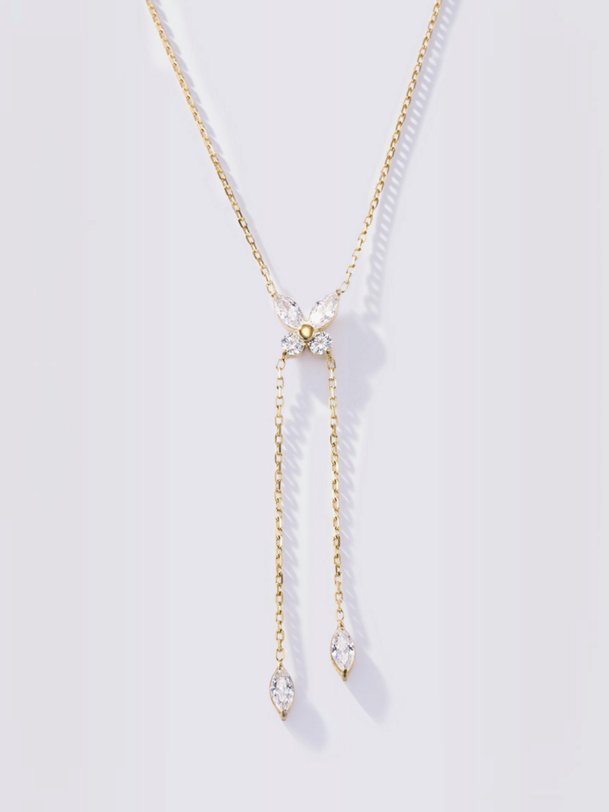Collier BROCK en acier inoxydable doré avec pendentif papillon brillant et deux chaînes pendantes à ornements navette