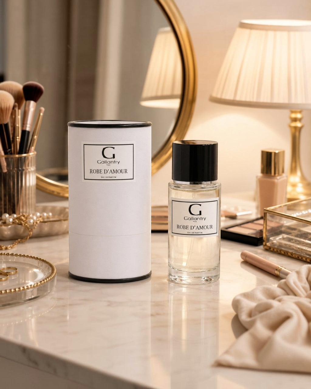 Parfum Robe d'amour GALLANTRY

Laissez-vous emporter par la passion avec "Robe d'amour", une eau de parfum florale et fruitée alliant fraîcheur et sensualité. Une création GALLANTRY.