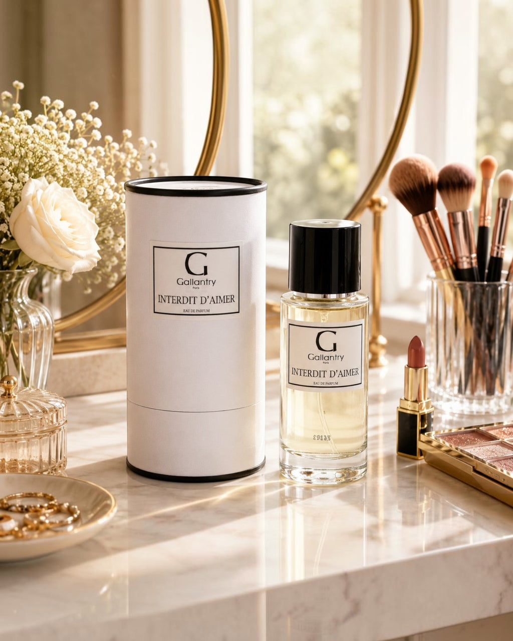 Parfum Interdit d'aimer GALLANTRY

"Interdit d'aimer" est un parfum oriental captivant qui incarne la passion et la sensualité, défiant les conventions avec un sillage irrésistible. Une création GALLANTRY.