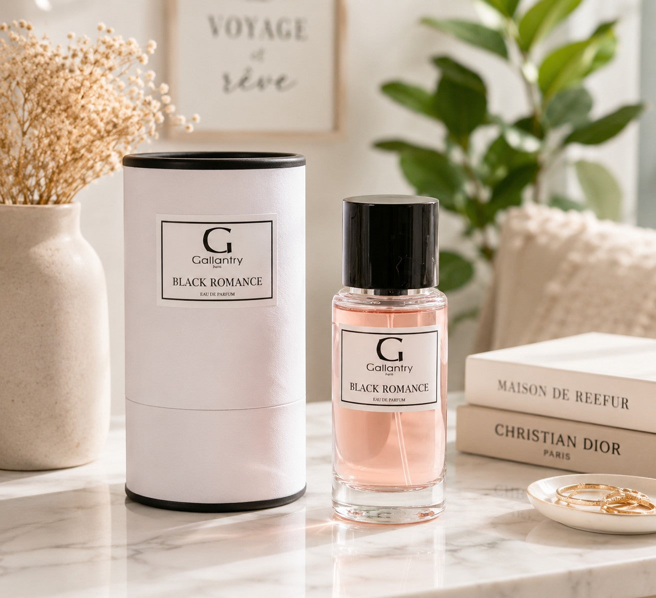 Parfum Black Romance GALLANTRY

"Black Romance" incarne la femme indépendante à la beauté magnétique dans une fragrance orientale et gourmande au charisme irrésistible. Une création GALLANTRY.