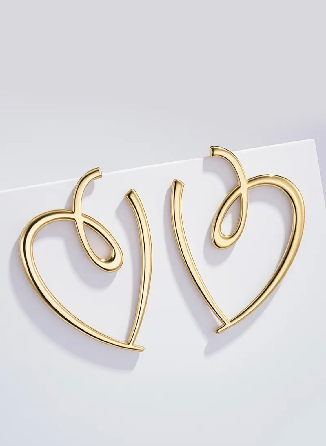 Boucles d'oreilles cœur graphique BYREN | ÉLINE L'ATELIER