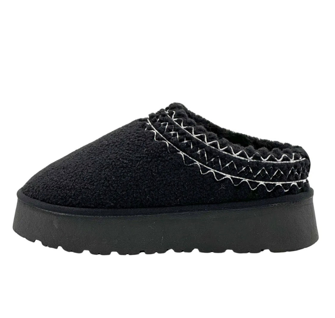 Pantoufles femme à plateforme effet bouclé STEPHAN PARIS