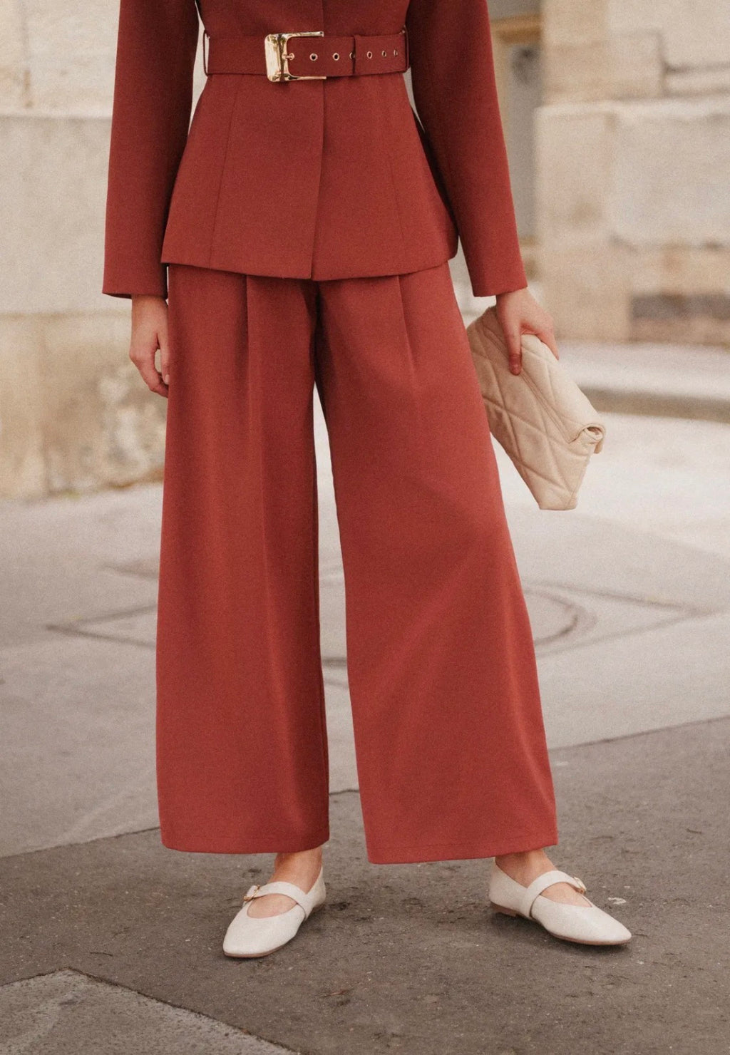 Ensemble pantalon fluide et veste ceinturée FRIME