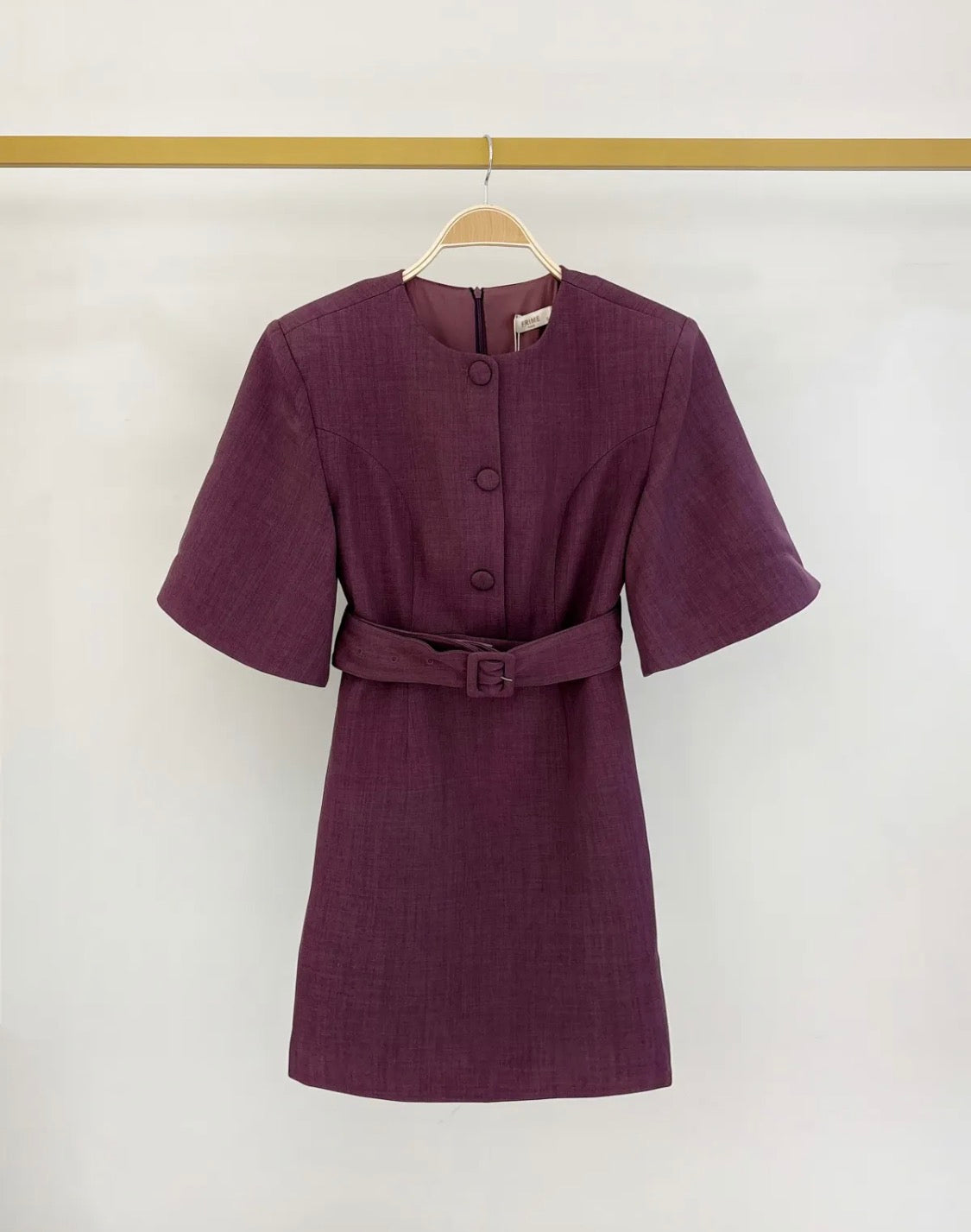 Robe courte ceinturée à épaulettes et manches courtes FRIME