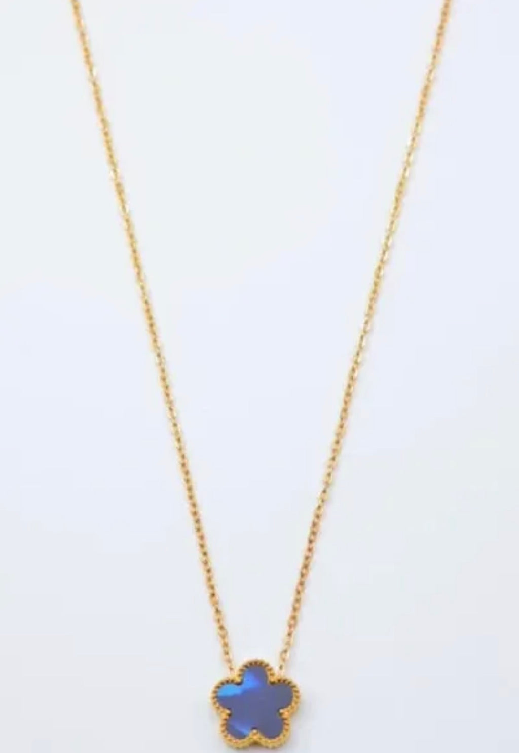 Collier fleur bijoux mystere