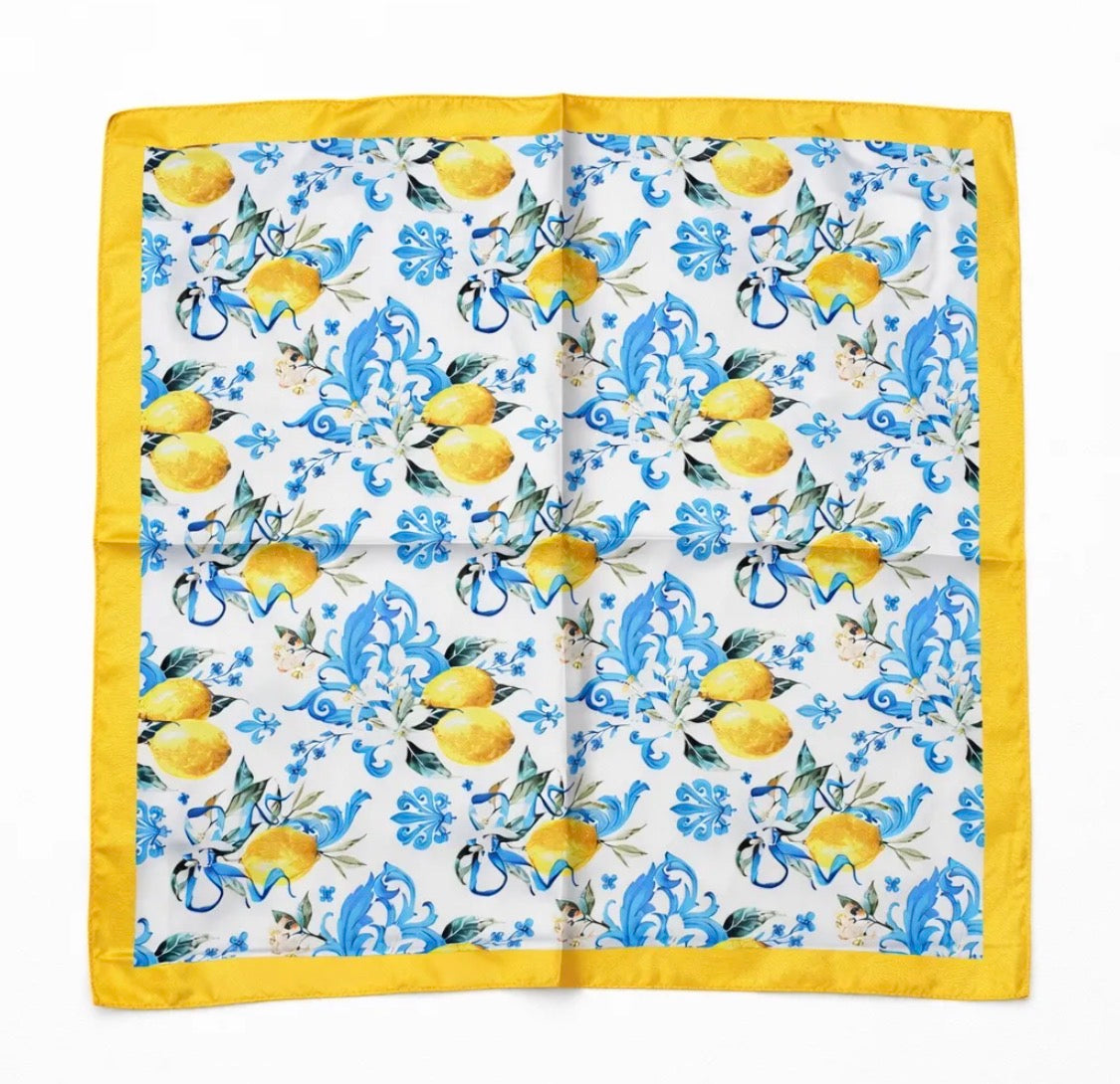Foulard à motif fleuri Éline l'atelier — BYREN | ÉLINE L'ATELIER