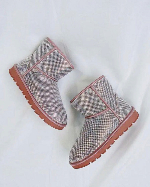 Bottines BROCK STEPHAN PARIS en cuir rose ornées de strass argentés avec semelle crantée et bout arrondi